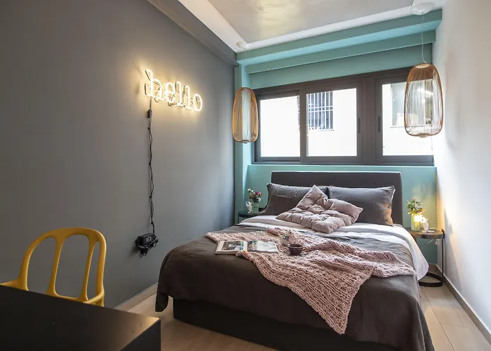 14 Reasons Why Hotel Atenas