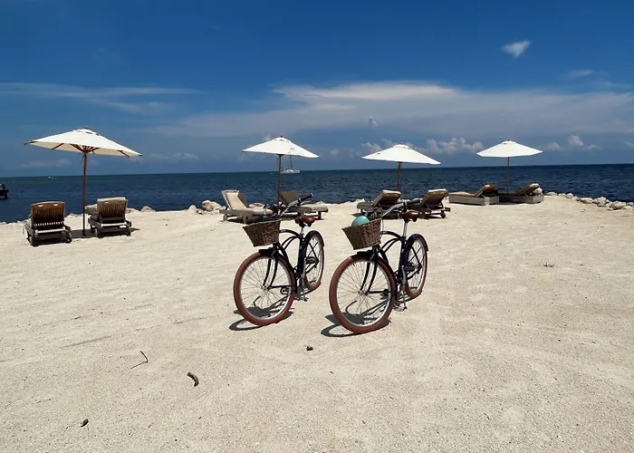 Grassy Flats Resort&Beach Club Marathon
