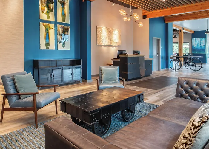 The Independence Hotel