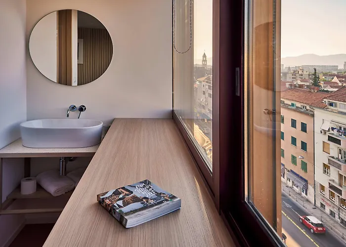 Horizon Luxury Suites & Design Rooms Split
