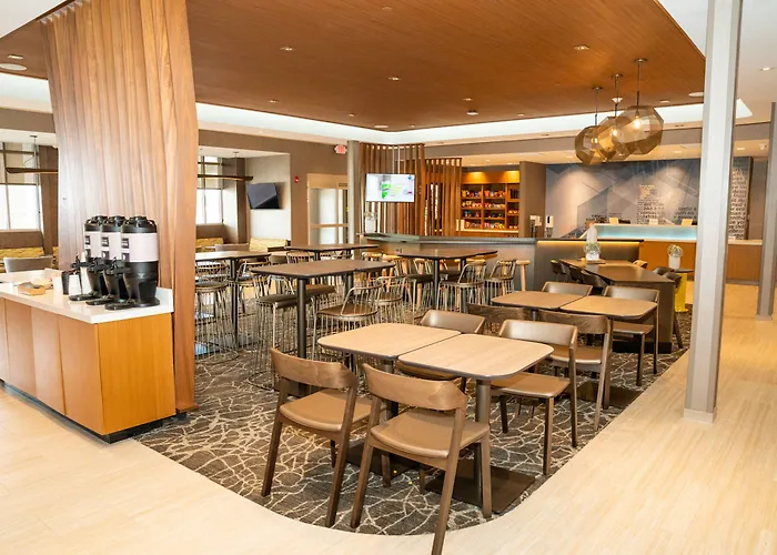 Springhill Suites By Marriott Woodbridge