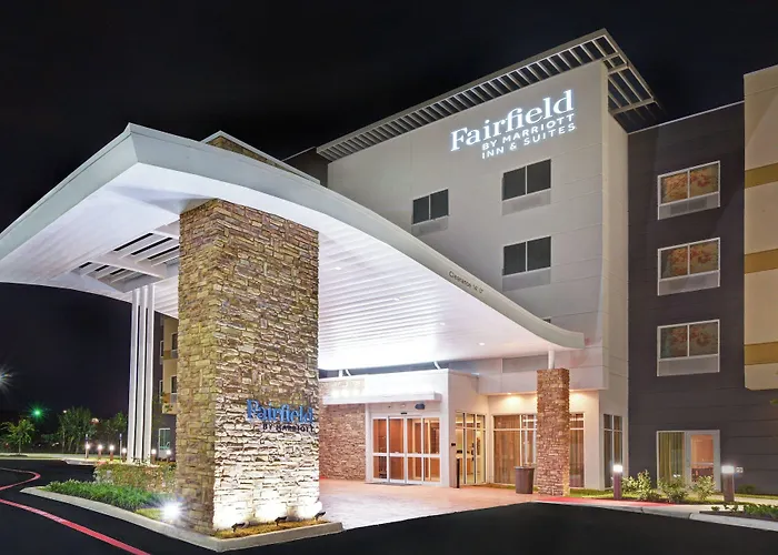 Fairfield Inn & Suites By Marriott Houston Nasa/Webster