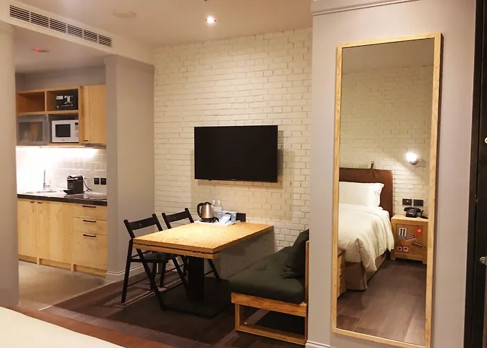 Just Sleep - Sanchong Hotel Taipei