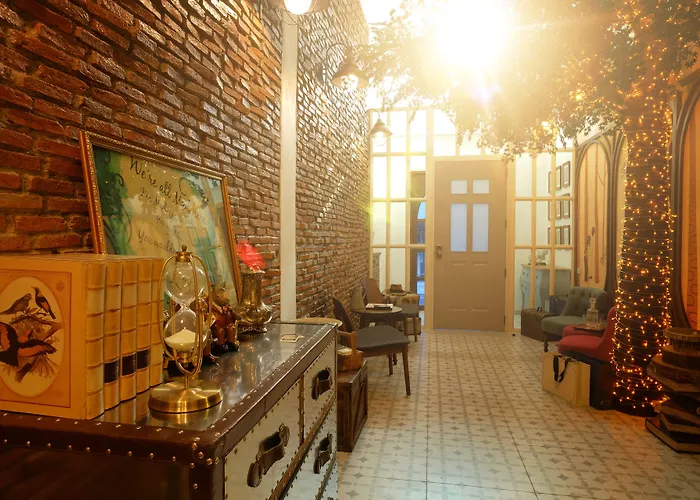 Hide And Seek Boutique Hometel กรุงเทพมหานคร