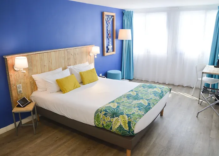 Hôtel Le Grand Bleu Saint-Gilles Les Bains
