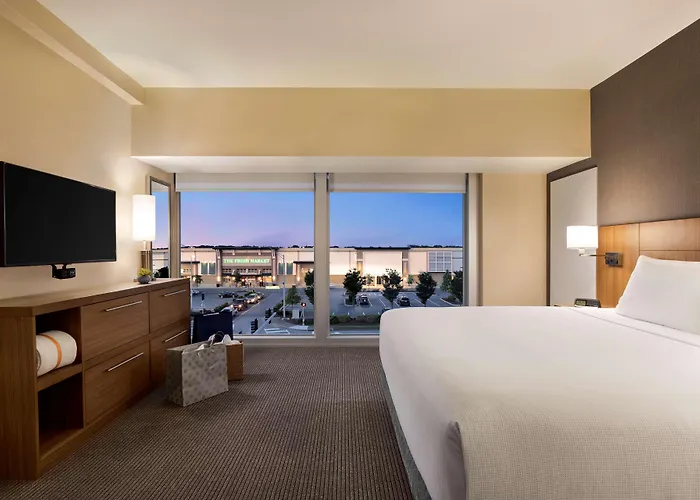 Hyatt Place Virginia Beach Town Center