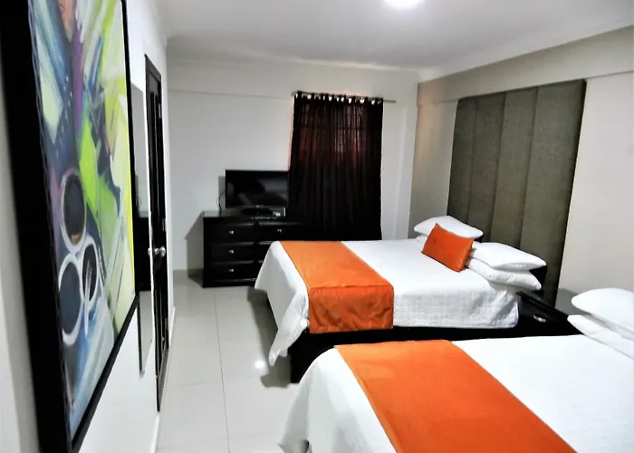 Hotel La Colonia Santo Domingo