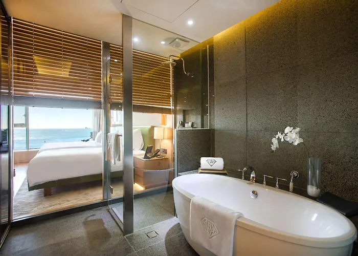 Baymond Hotel Busan