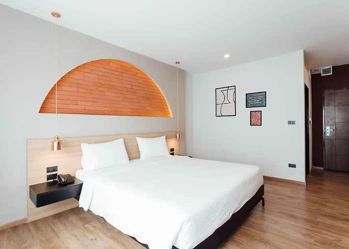Clay Hotel Udonthani