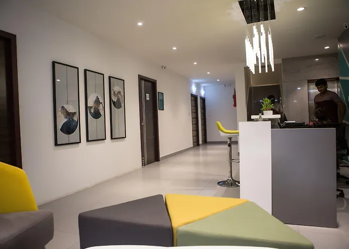 Capital O 36137 Vihaari 24 Business Hotel Bangalore