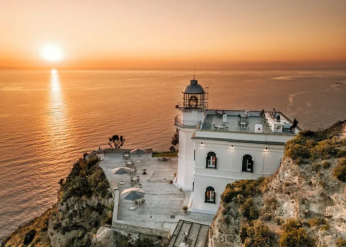 Faro Punta Imperatore Forio di Ischia