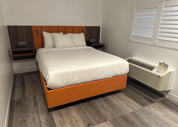Hotel Rudra - Hollywood Los Angeles