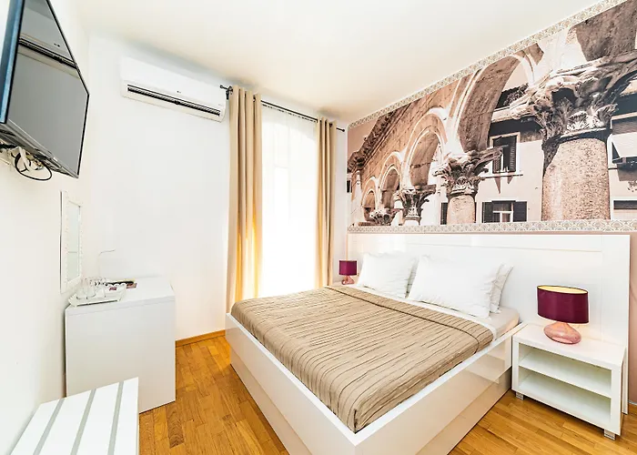 Riva City Rooms Split