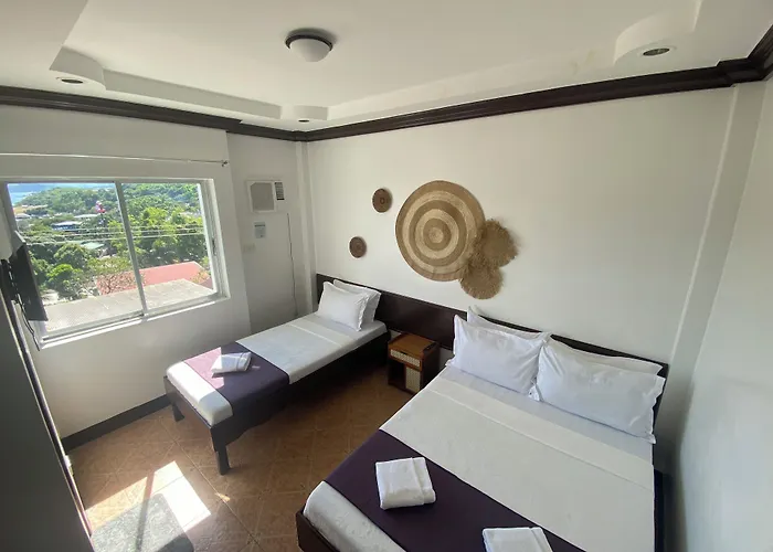 Oceana Bay Coron Hotel