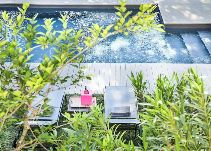 Le Prieure La Madelene Bed & Breakfast Malaucene