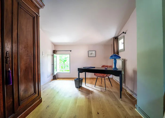 Le Prieure La Madelene Bed & Breakfast Malaucene