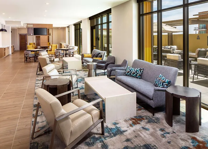 Hyatt House North Scottsdale Hotel