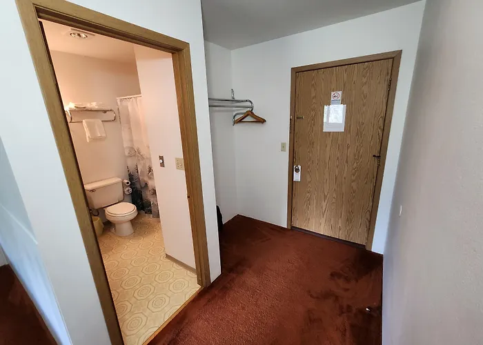 The Hibernation Station Motel Sterling