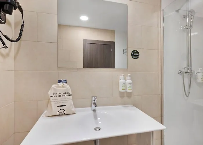 B&B Hotel Oviedo Viella 