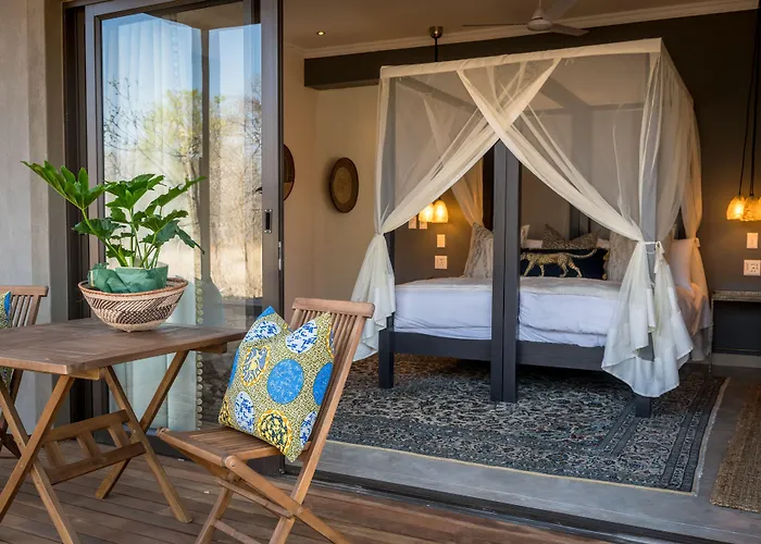 Safari Moon Luxury Bush Lodge Hoedspruit