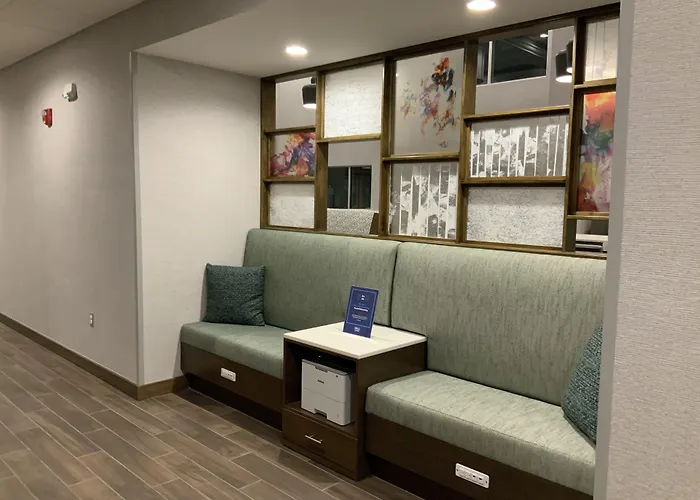 Hampton Inn & Suites Canal Winchester Columbus