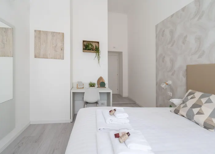 White Gioberti Guesthouse Rome