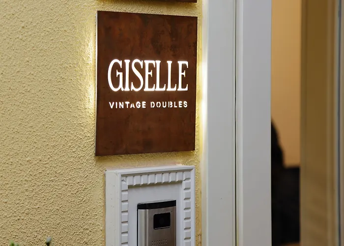 Giselle Vintage Doubles - Adults Only Hotel Budapest