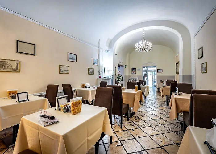 Hotel Minerva Pisa