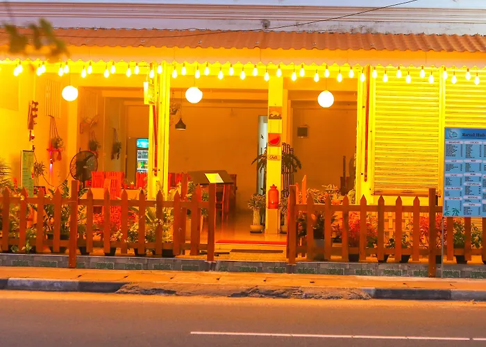 Royal Hub Hotel Negombo