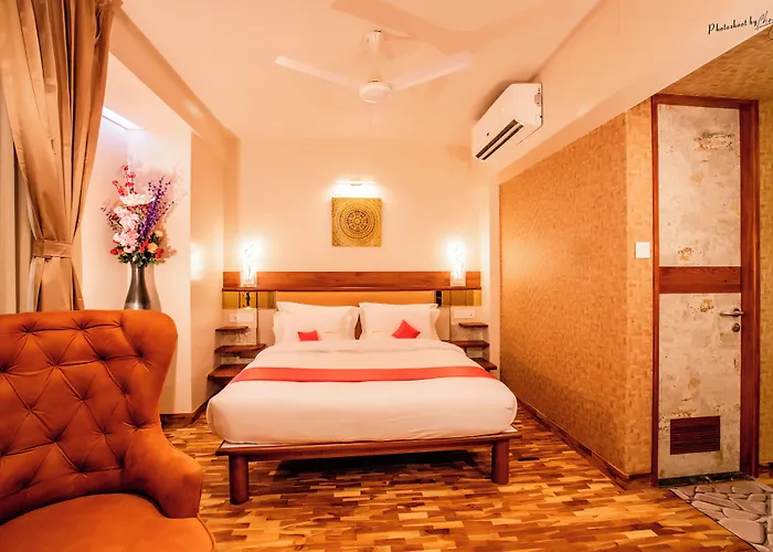 Hotel Prabha Palace Ahilyanagar
