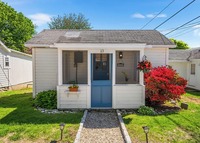 Marina Bay Cottages Waterford
