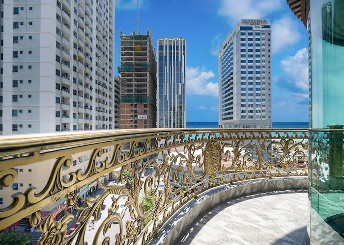 Monalisa Luxury Hotel Da Nang