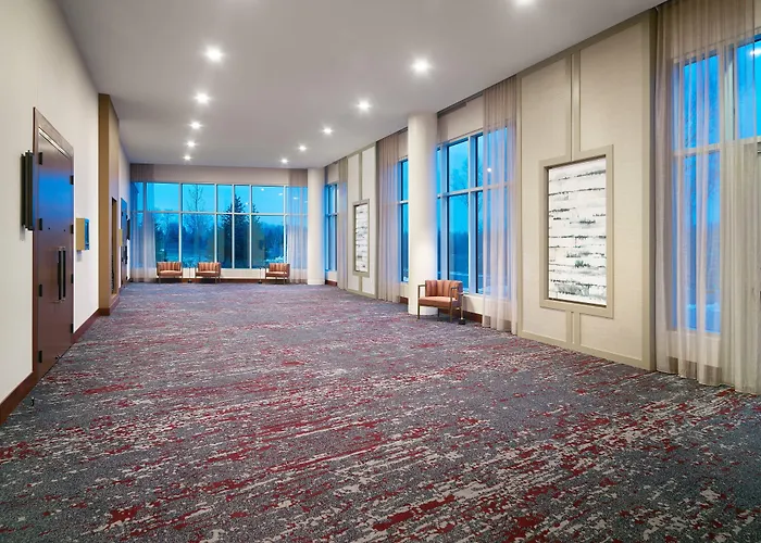 Omni Viking Lakes Eagan