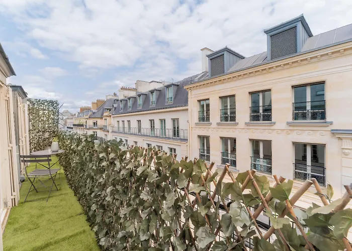 Quartier Libre Madeleine Aparthotel Paris