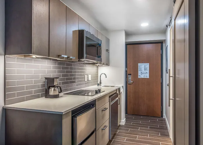 Hyatt House Sacramento-Midtown Hotel