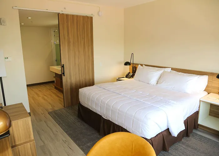 Wyndham Garden North Bergen - Secaucus Hotel