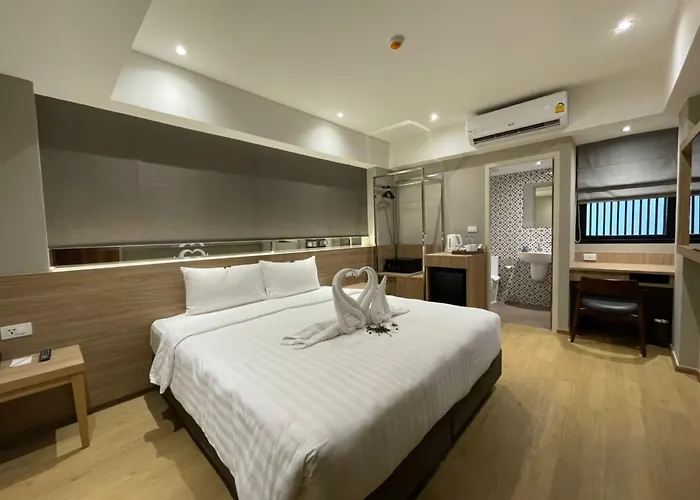 Almas Hotel กรุงเทพมหานคร