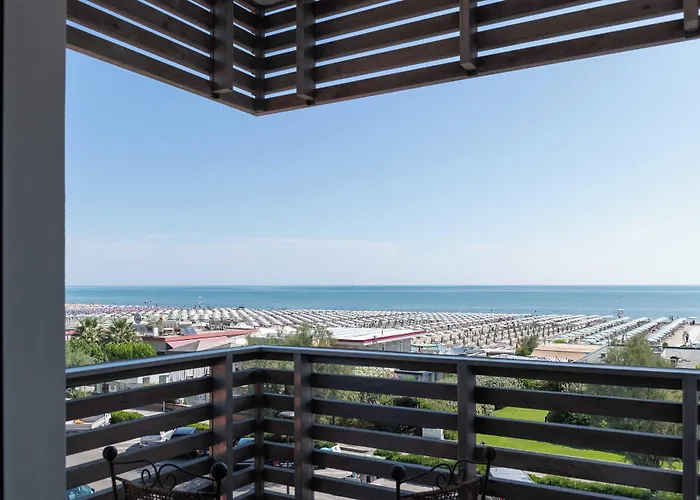 Kiss Beachfront Hotel & Restaurant Cervia