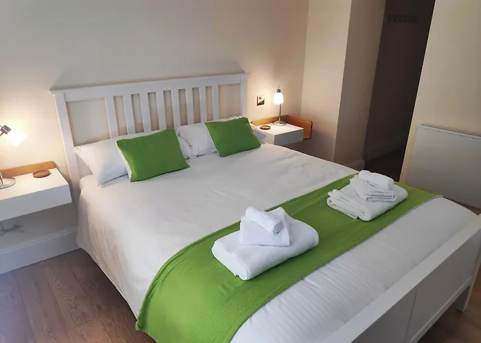 Chandler'S Lodge B&B Camelford