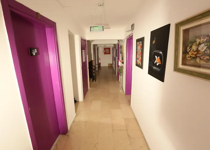 Lavender Otel Çeşme