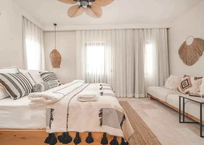 6 Rooms By Zula Side