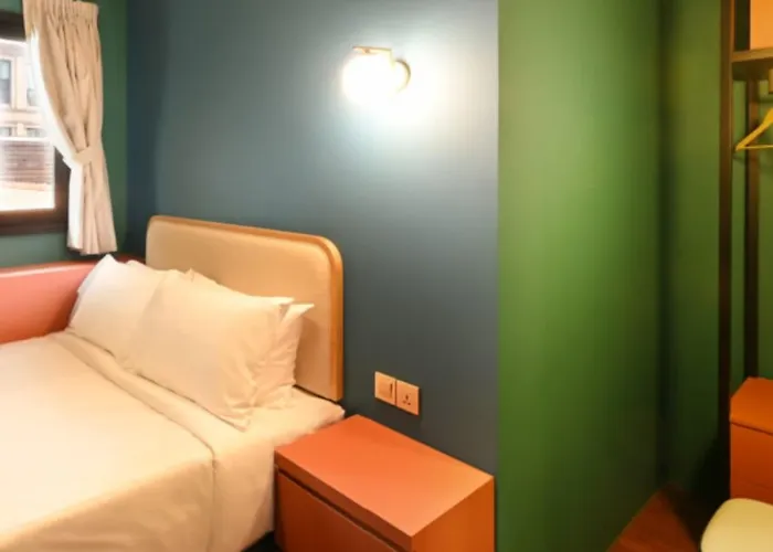 Dream Chaser Boutique Capsule Hotel Singapore