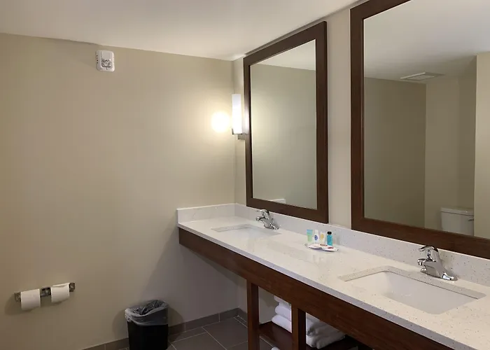 Comfort Suites Daytona Beach-Speedway
