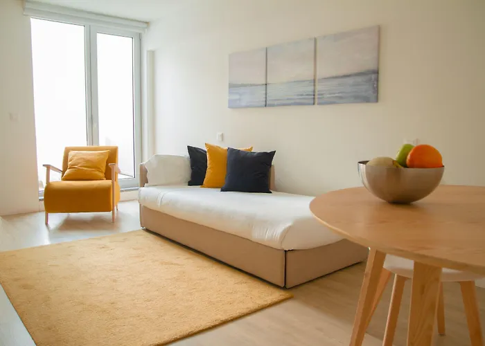 Select Porto Suites