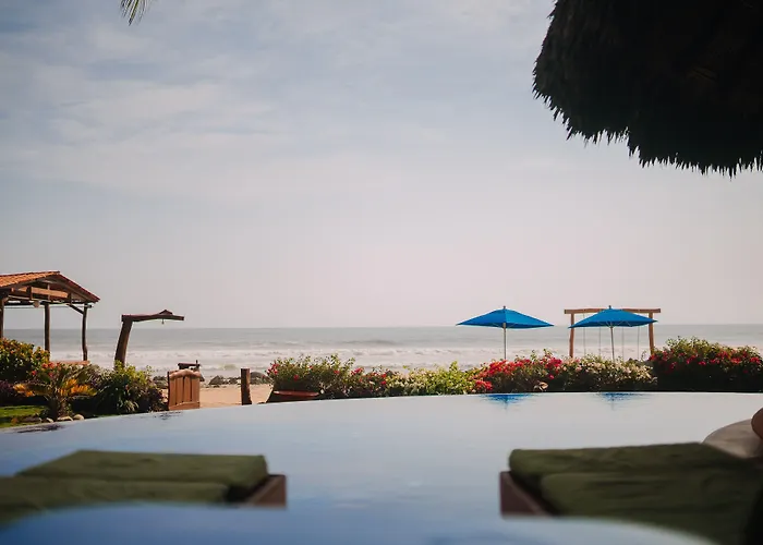 Tres Mujeres Hotel Troncones