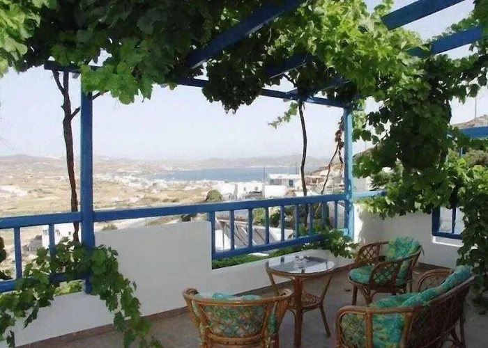 Agnanti Hotel Adamantas 