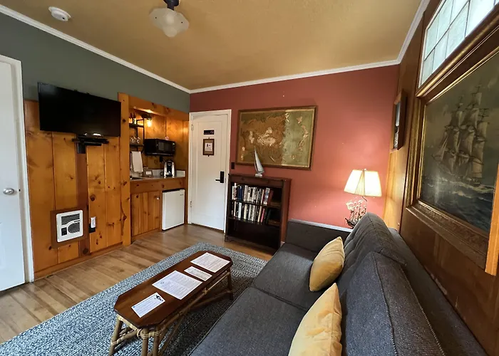 Anchor Inn Resort Lincoln City