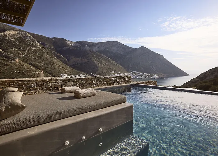 Apsila Pool Suites Kamares 