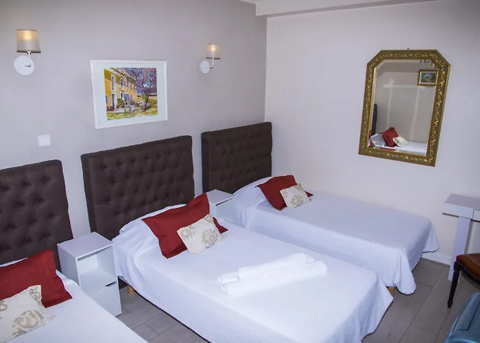 Hotel Du Mont Blanc Paris