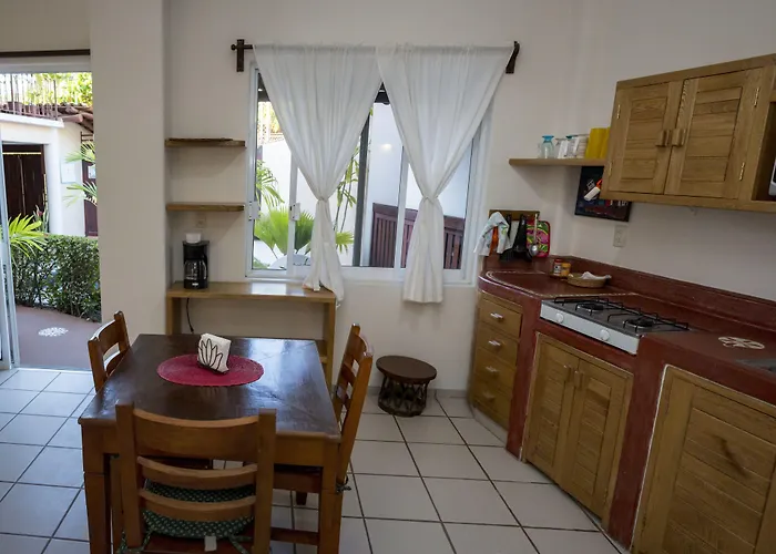 Canto del Mar Hotel - Zihuatanejo - Suites con Cocina